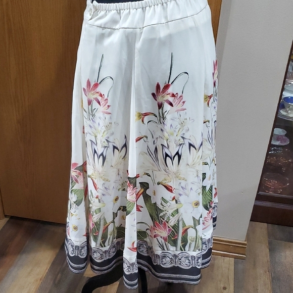 Soft Surroundings Pink and Cream A-Line Midi Skirt Resort Wear - Picture 4 of 6